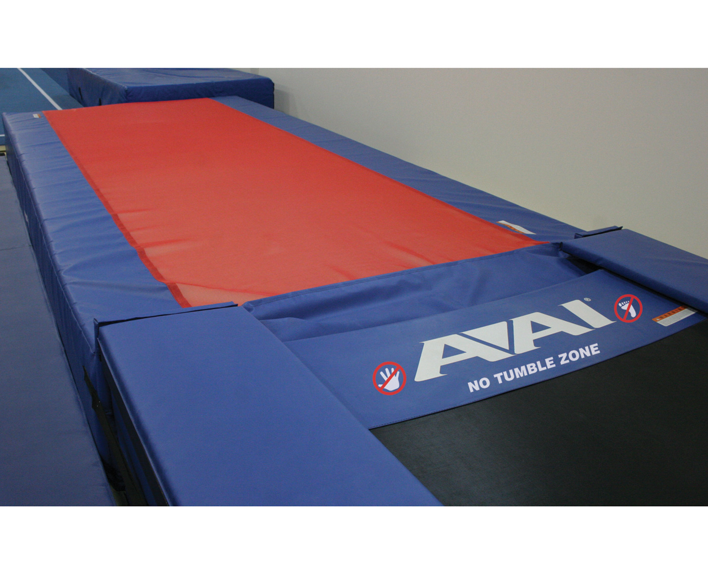 zin Beperking vijver 416-434 Tumble Trampoline Landing Mat - 7' x 18' x 18" - NRA Gym Supply